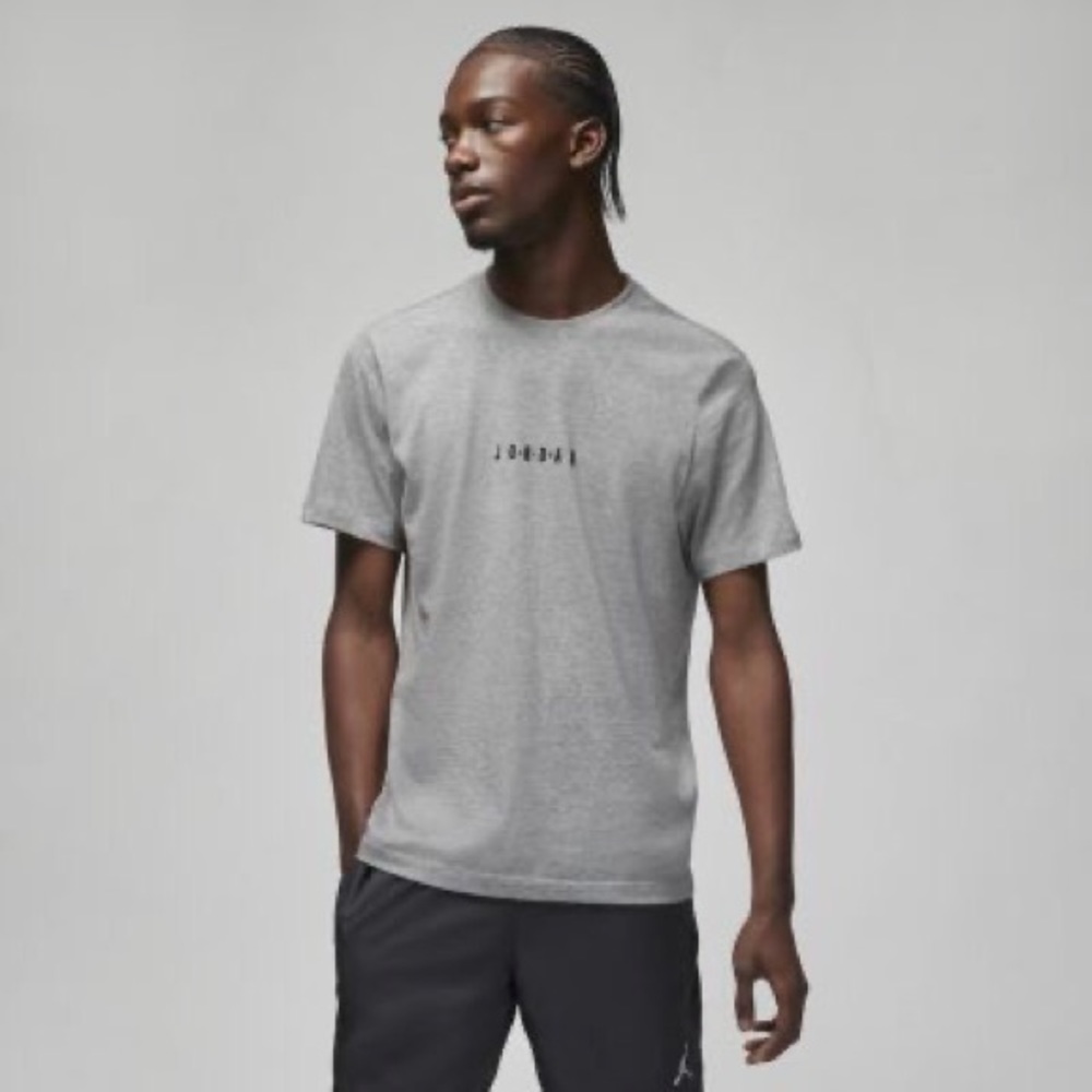 NIKE Jordan Air T- Shirt Gray  NEW Size Small NWOT